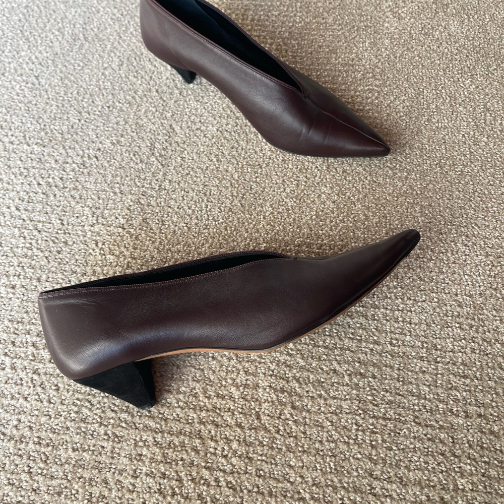 Celine Aubergine low pump